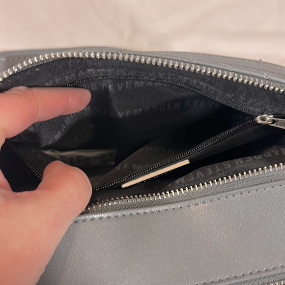 Steve Madden Grey Crossbody Bag - Picture 5 of 10